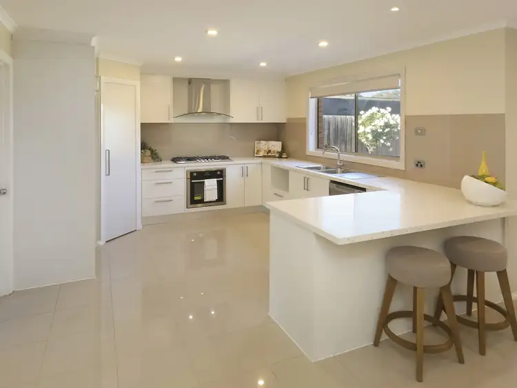Third view of Homely house listing, 4 Luxor Close, South Morang VIC 3752