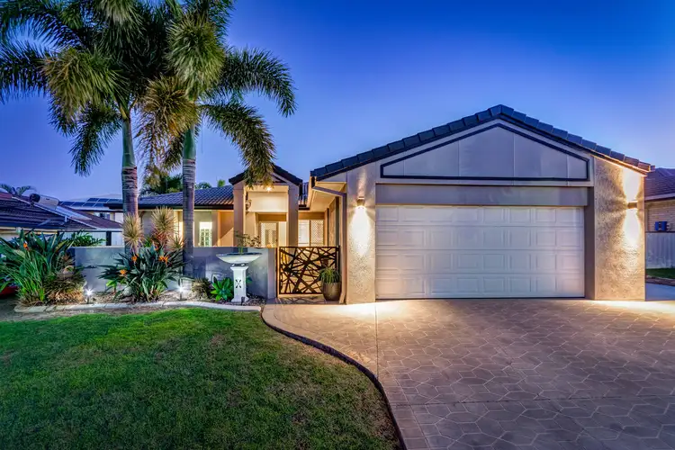 17 Seaforth Street, Sandstone Point QLD 4511