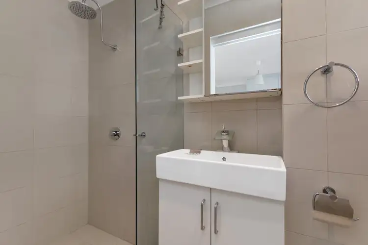 Sixth view of Homely apartment listing, 8/34 Beach Road, Bondi Beach NSW 2026