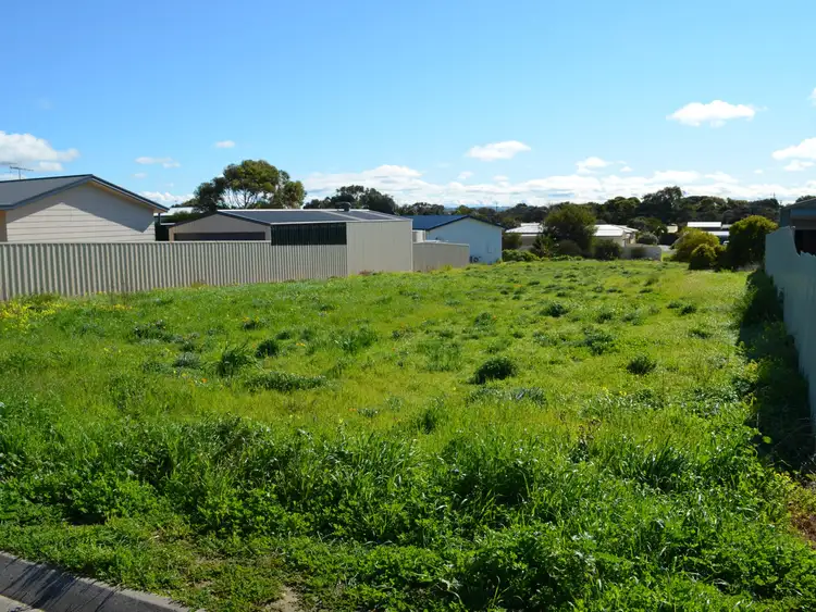 10 Bryant Crs, Goolwa Beach SA 5214
