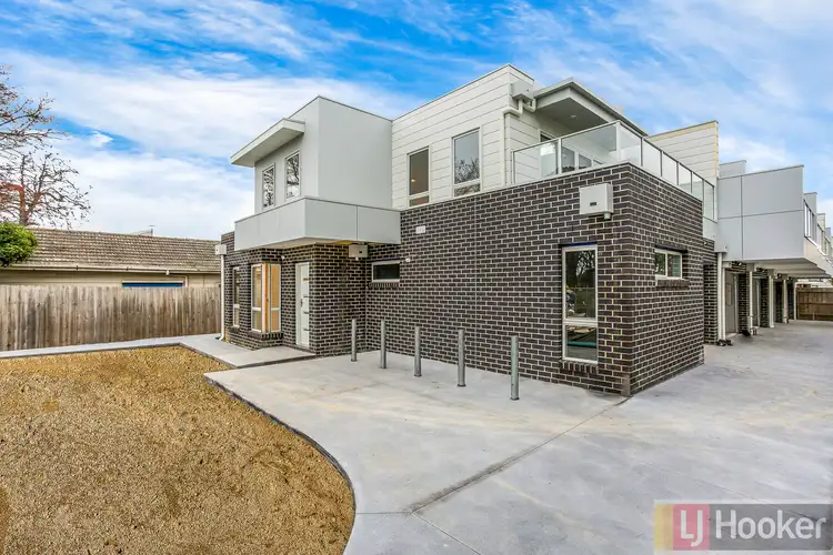 Second view of Homely townhouse listing, 2/41 Chandler Road, Boronia VIC 3155
