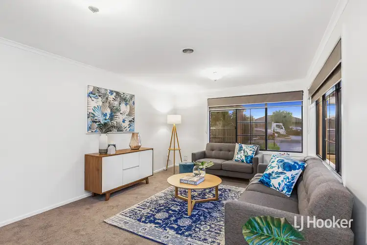 Third view of Homely house listing, 5 Quinn Court, Altona Meadows VIC 3028