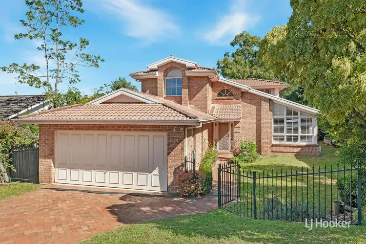 25 Oakhill Drive, Castle Hill NSW 2154