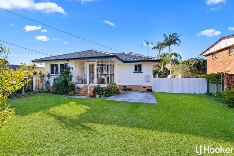 12 Porter Street, Redcliffe QLD 4020