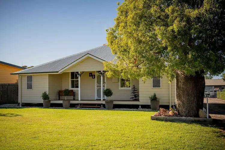 42 Feather Street, Roma QLD 4455