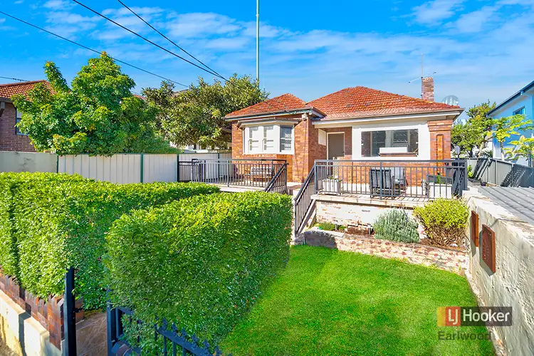 4 Caroline Street, Earlwood NSW 2206