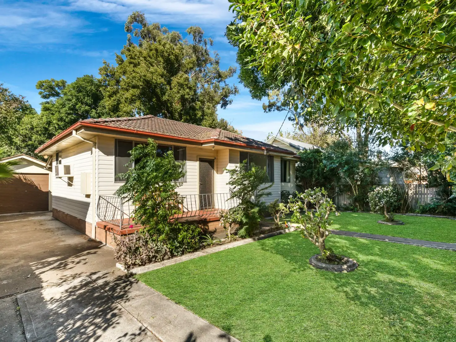 Main view of Homely house listing, 1 Roxburgh Street, Lorn NSW 2320