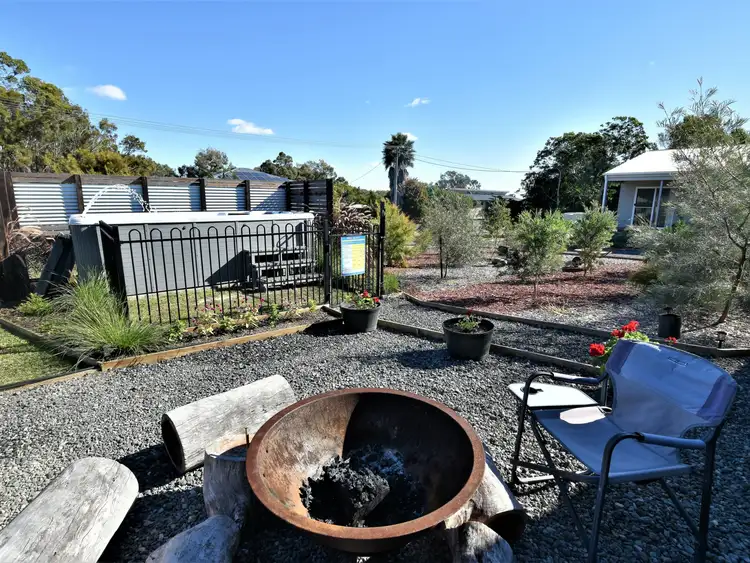 Fifth view of Homely house listing, 27-29 Tenanne Street, Russell Island QLD 4184