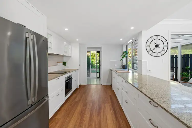 2/258 Christine Avenue, Varsity Lakes QLD 4227