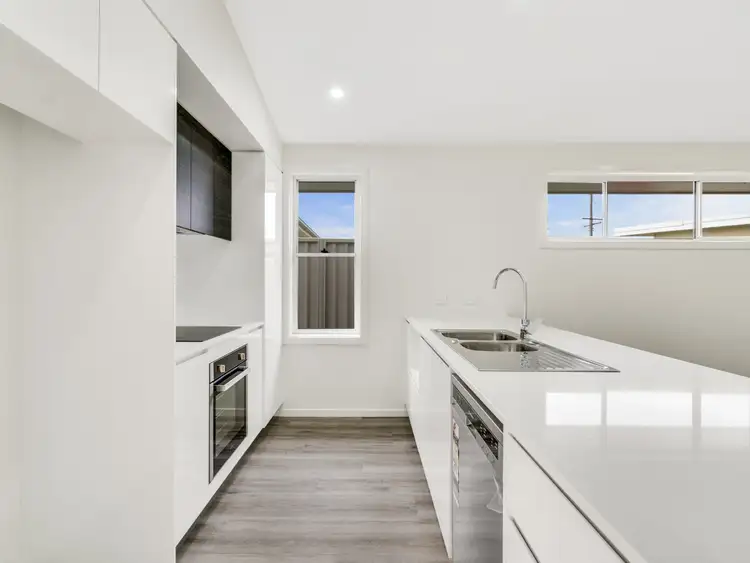 2/26 Crossingham Street, Toukley NSW 2263