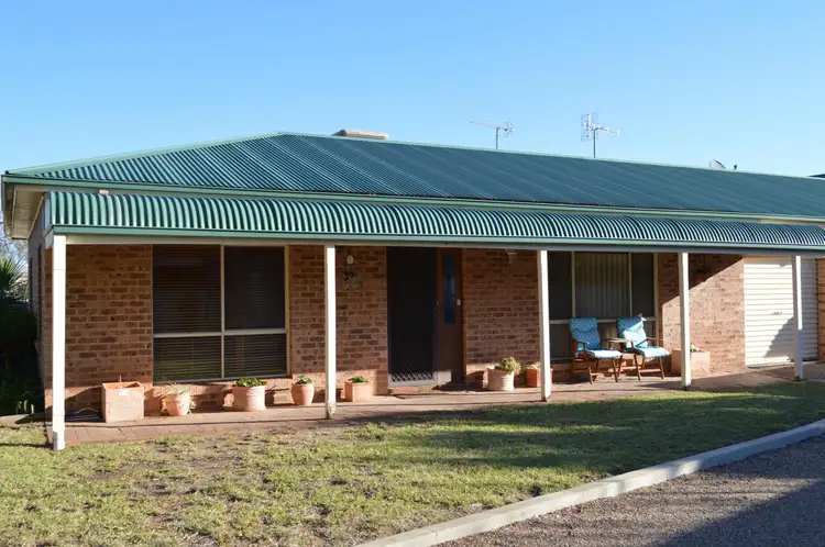 1/122 York Street, Forbes NSW 2871