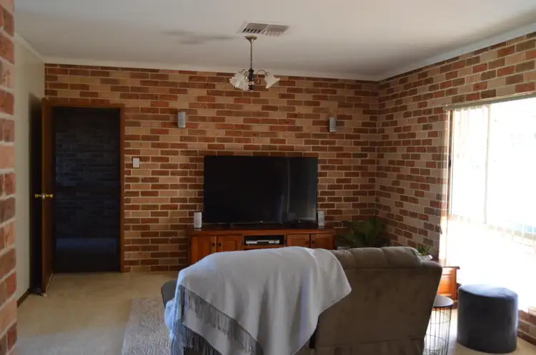 Fifth view of Homely unit listing, 1/122 York Street, Forbes NSW 2871