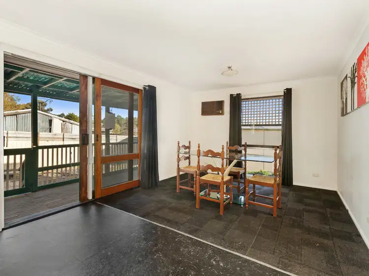 Fifth view of Homely house listing, 3 Marin Court, Broadford VIC 3658