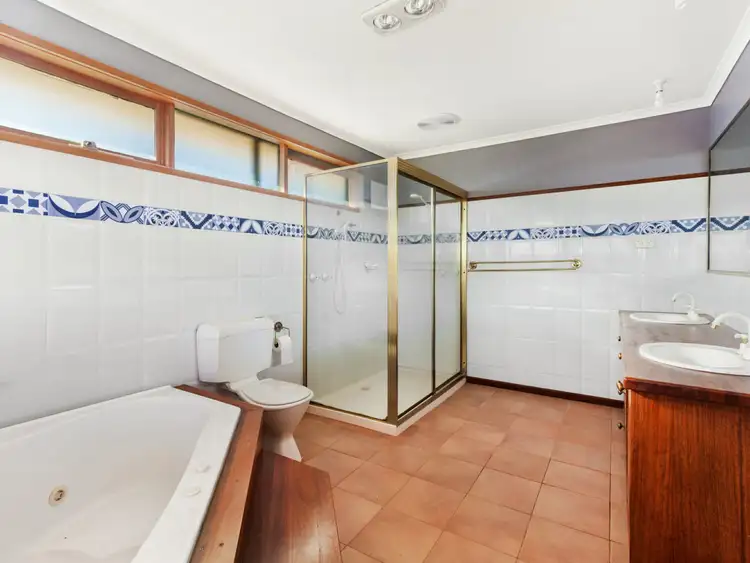 Seventh view of Homely house listing, 3 Marin Court, Broadford VIC 3658