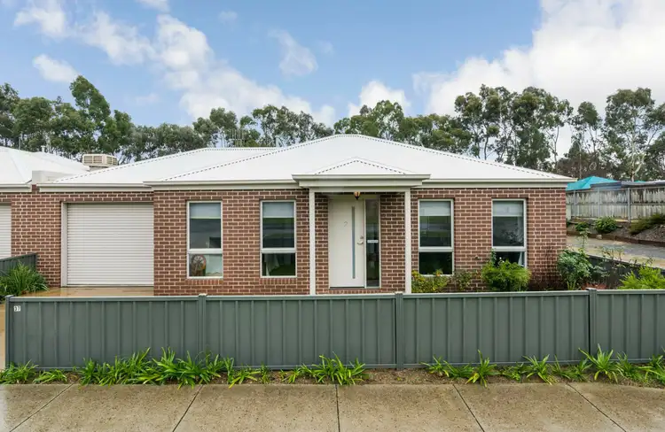 Main view of Homely unit listing, Unit 2/37 Ferguson Street, Broadford VIC 3658