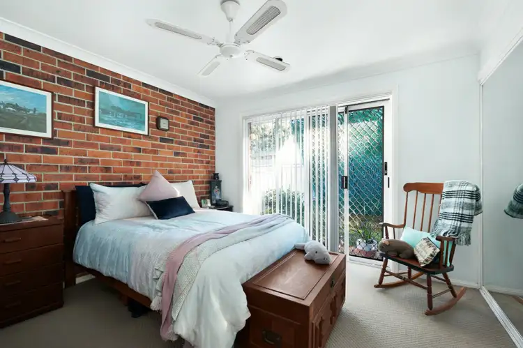 Fourth view of Homely unit listing, 2/204 Warners Bay Rd, Mount Hutton NSW 2290