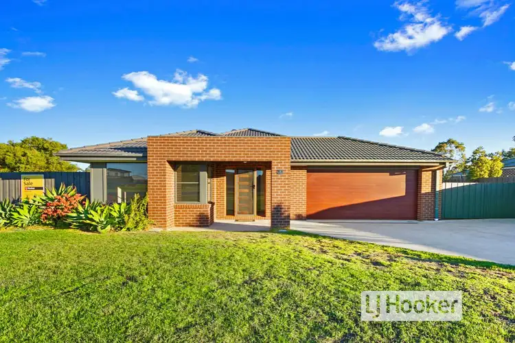 1 Magnolia Way, Paynesville VIC 3880