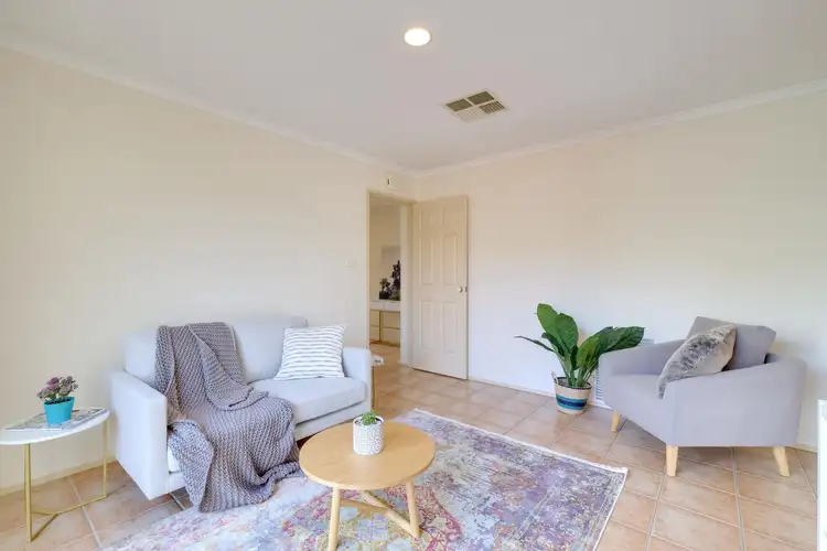 Sixth view of Homely house listing, 10 Bullala Court, Ngunnawal ACT 2913