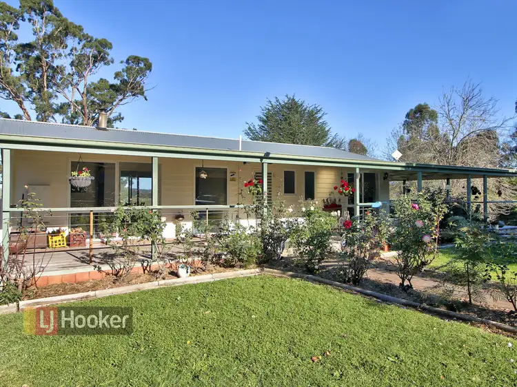 37 Giles Street, Wiseleigh VIC 3885