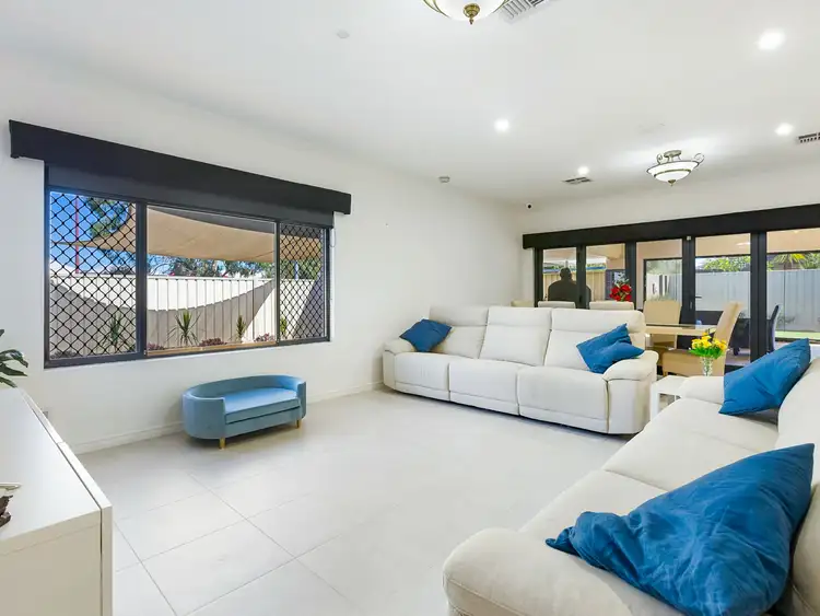 Fifth view of Homely house listing, 15 Longshaw Circuit, Canning Vale WA 6155