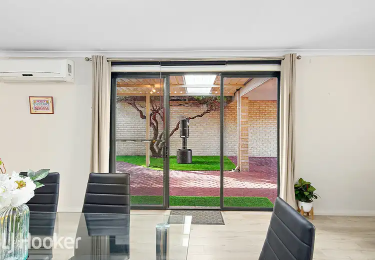 3/12 Stephen Street, Queens Park WA 6107