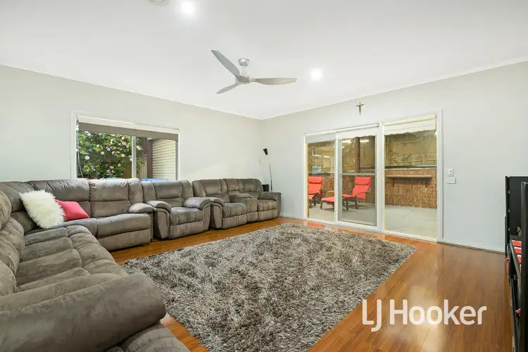 Sixth view of Homely house listing, 2 Davy Court, Narre Warren South VIC 3805