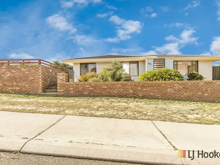 37 Galleon Road, Beldon WA 6027