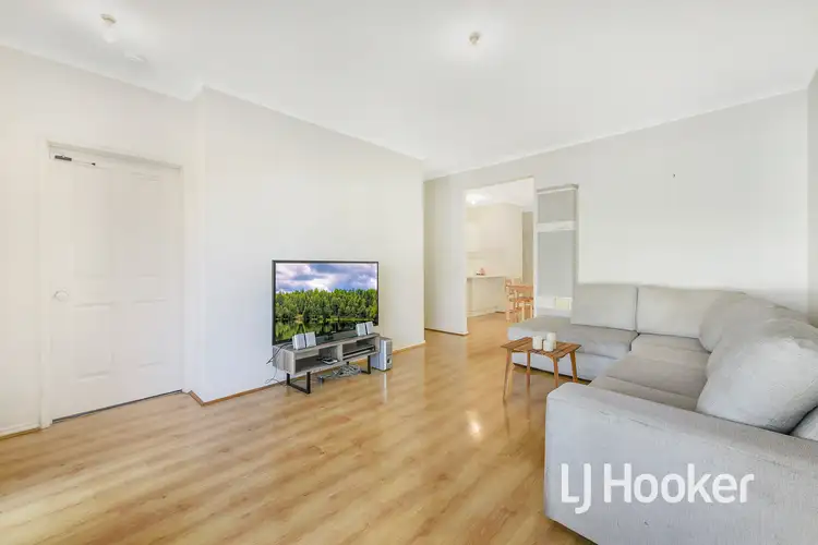 Seventh view of Homely house listing, 32 Lindsay Crescent, Lynbrook VIC 3975