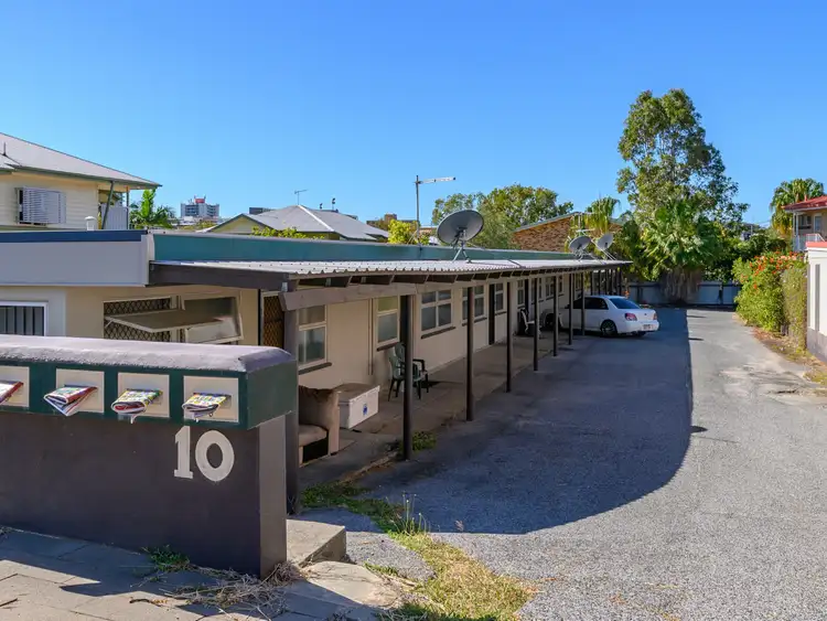 Second view of Homely unit listing, Unit 5/10 View Street, West Gladstone QLD 4680