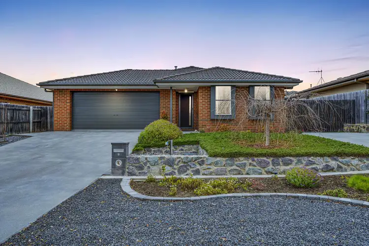 9 Borthwick Avenue, Casey ACT 2913