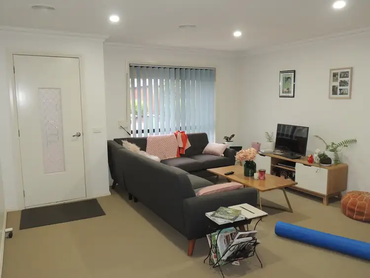 Second view of Homely unit listing, 7 Betts Court, Swan Hill VIC 3585
