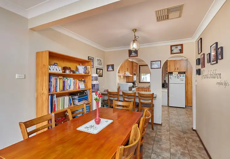Sixth view of Homely house listing, 194 Ashmont Avenue, Ashmont NSW 2650