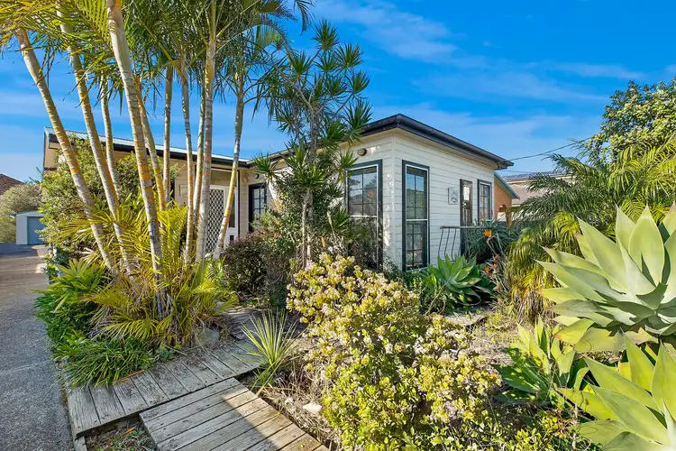 14 Norton Avenue, Killarney Vale NSW 2261
