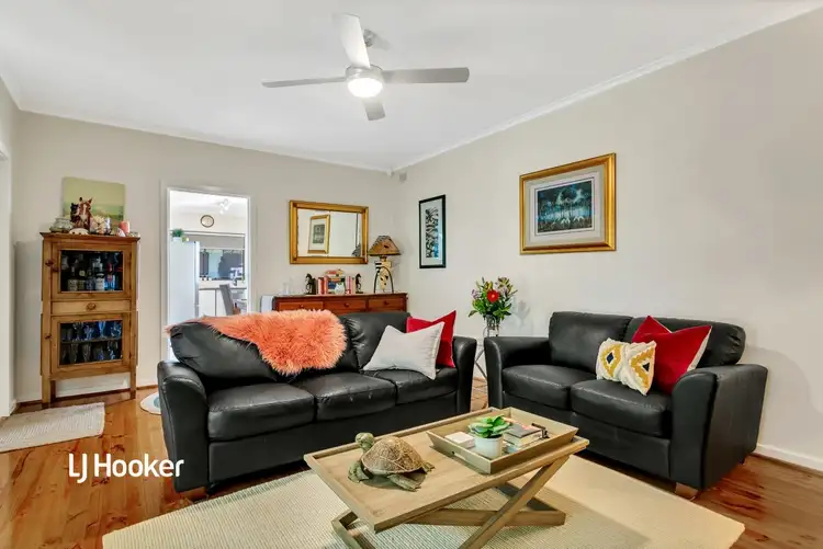 37 Sleep Road, Para Hills SA 5096