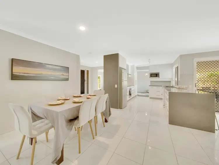 92 Sharyn Drive, New Auckland QLD 4680