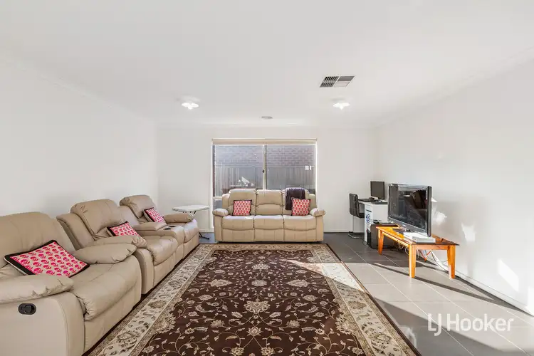 Fifth view of Homely house listing, 7 Connell Street, Tarneit VIC 3029