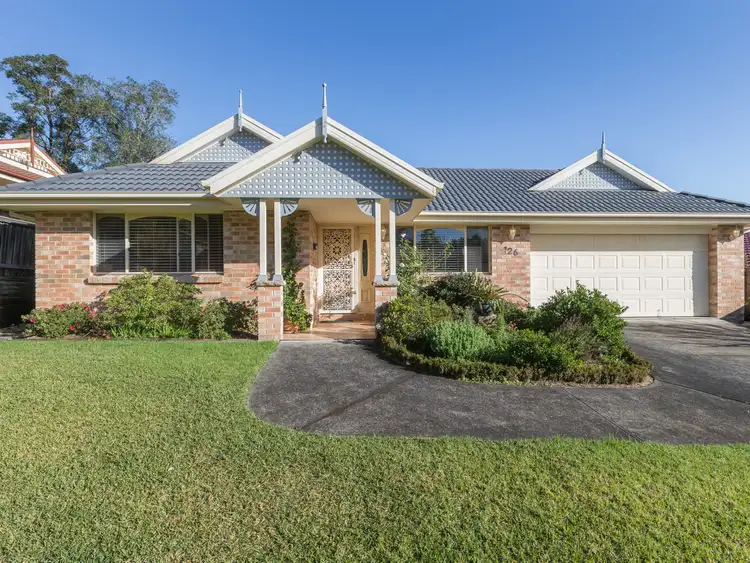 126 James Sea Drive, Green Point NSW 2251