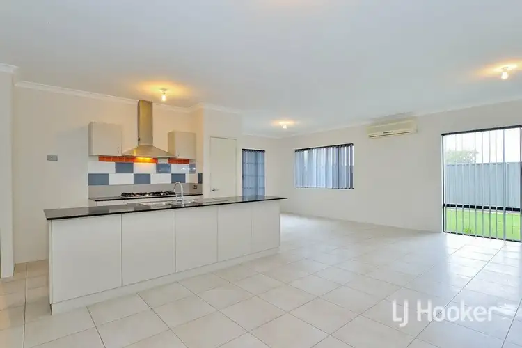 30 Kabuki View, Aveley WA 6069