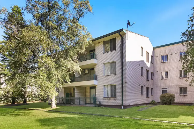 3/2 Evelyn Avenue, Concord NSW 2137
