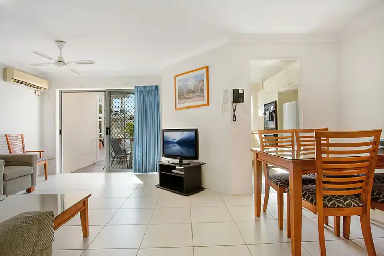 Seventh view of Homely apartment listing, 2/24 Jubilee Avenue, Broadbeach QLD 4218