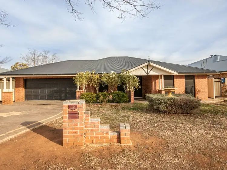 10 Sunvale Avenue, Dubbo NSW 2830