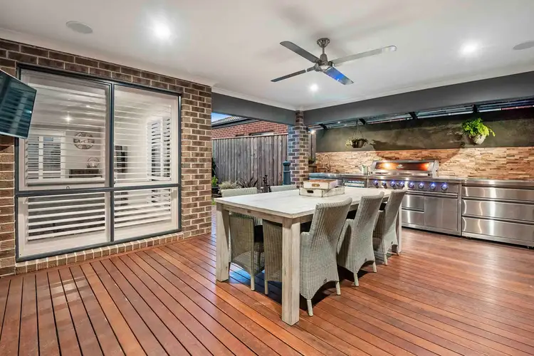 Second view of Homely house listing, 7 Coleen Street, Mernda VIC 3754