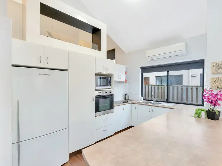 Fifth view of Homely semi-detached listing, 2/9 Coonowrin Street, Pacific Pines QLD 4211
