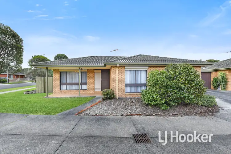 3/2 James Street, Pakenham VIC 3810