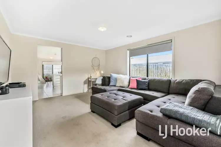 Third view of Homely house listing, 8 Tribuzi Close, Pakenham VIC 3810