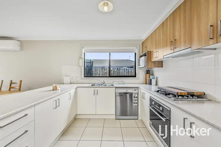 Fourth view of Homely house listing, 8 Tribuzi Close, Pakenham VIC 3810
