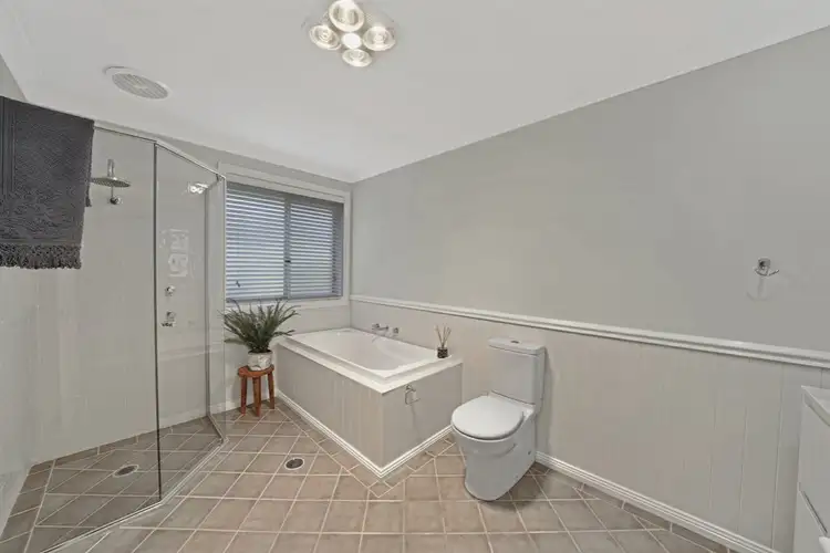 Fifth view of Homely house listing, 10 Pomaderris Circuit, Mount Annan NSW 2567