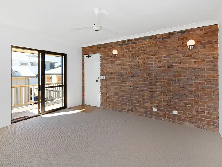 Sixth view of Homely unit listing, 3/20 Simon Street, Yeronga QLD 4104