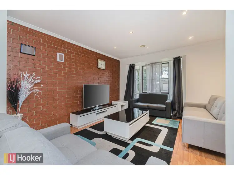 11 Banbury Crescent, Craigieburn VIC 3064