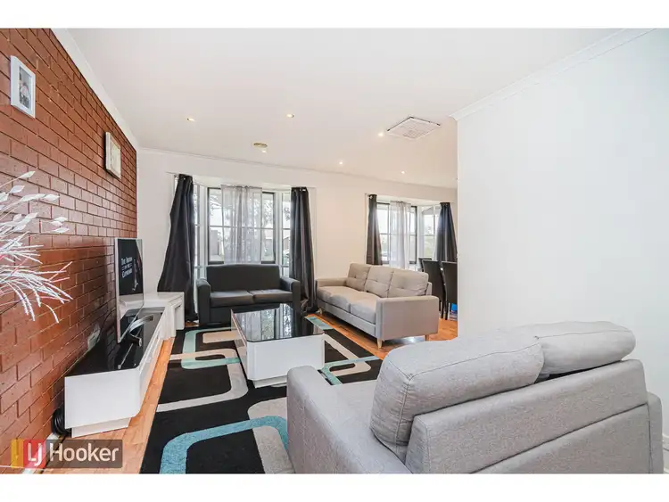 Second view of Homely house listing, 11 Banbury Crescent, Craigieburn VIC 3064